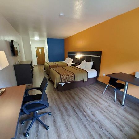 Days Inn By Wyndham Lexington Bagian luar foto