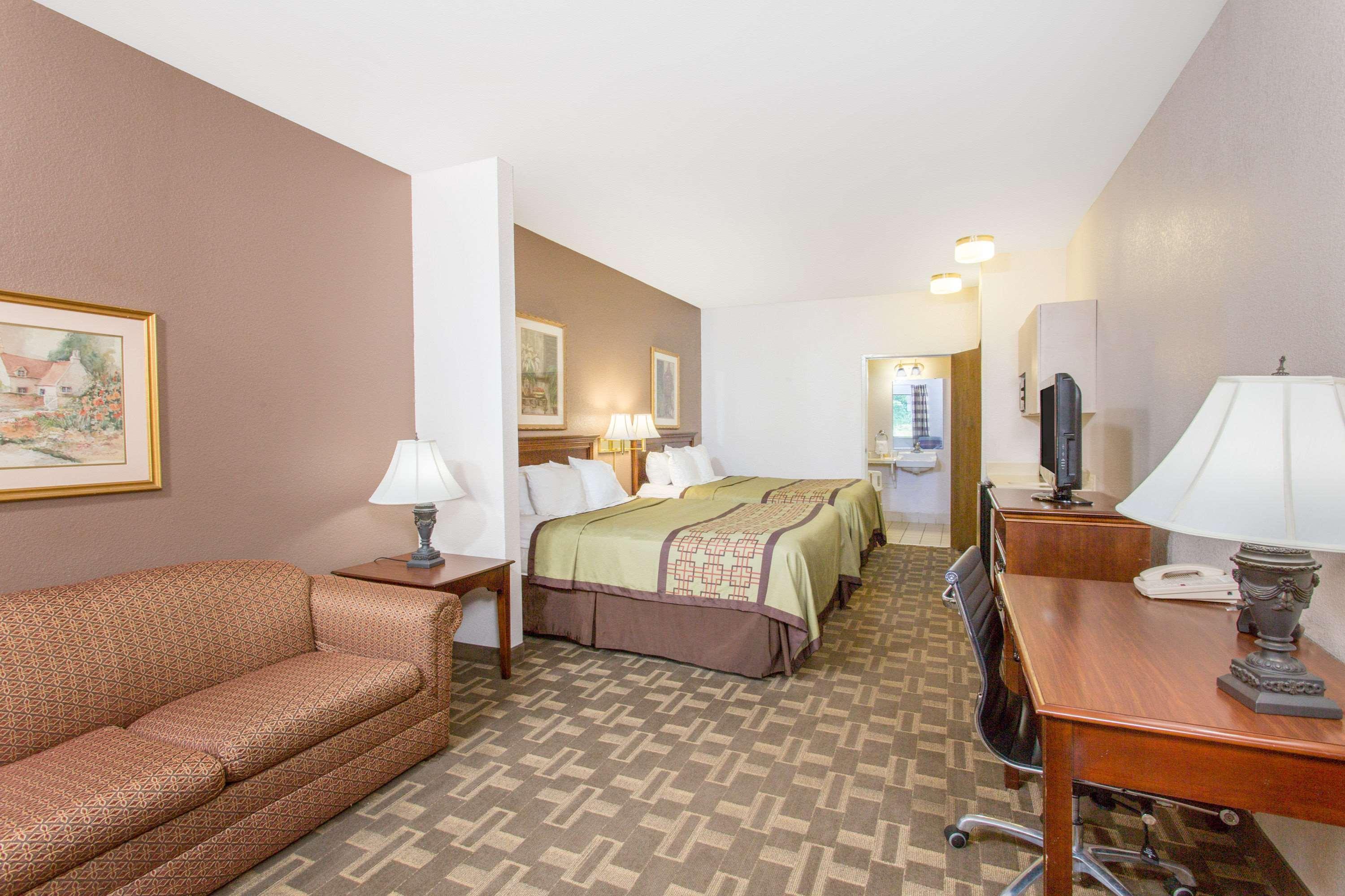 Days Inn By Wyndham Lexington Bagian luar foto