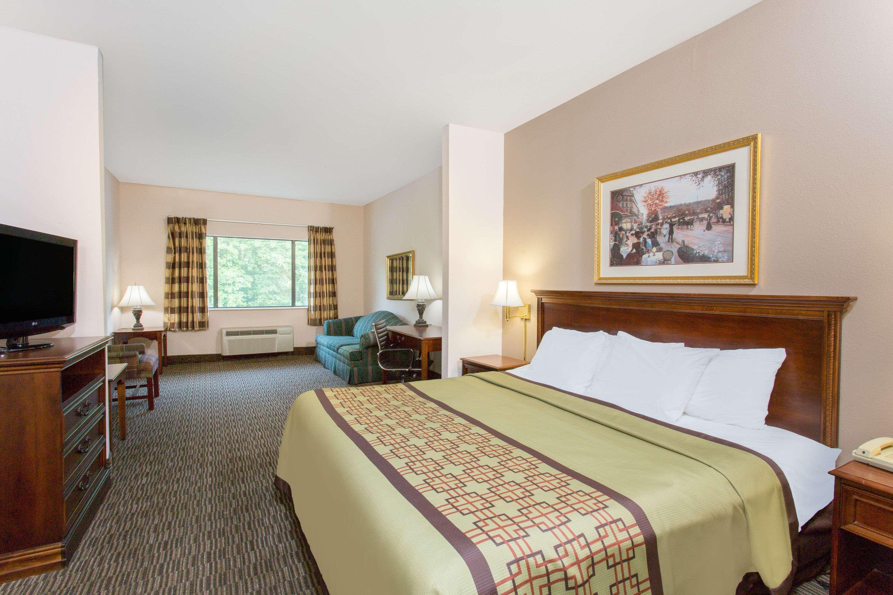 Days Inn By Wyndham Lexington Bagian luar foto
